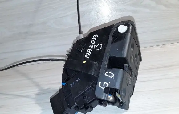 Mazda 3 I Rear door lock BP4K72A00118D 3N6AA26412BP