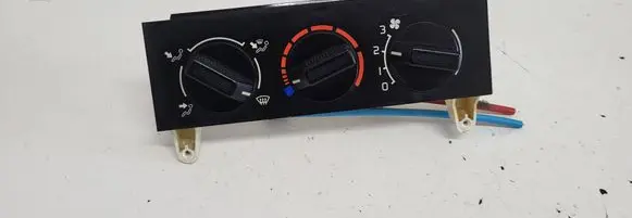 Renault Clio I Climate control unit A36251169