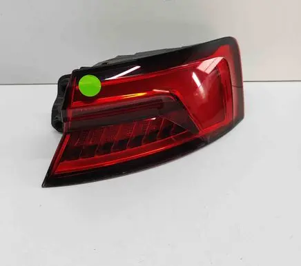 Audi A5 Rear/tail lights 8W6945092D
