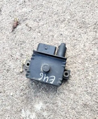BMW 3 E46 Glow plug pre-heat relay 778682105 0522120101