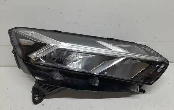 Dacia Sandero III Headlight/headlamp 260102586R