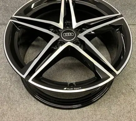 Audi A4 S4 B9 8W R18 alloy rim 8W0601025EC