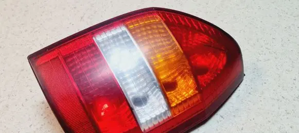 Opel Zafira A Rear/tail lights 62281