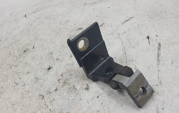 Audi A4 S4 B5 8D Front door lower hinge 8D08314026