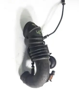 Volkswagen PASSAT B5.5 Air intake hose/pipe 058133356J
