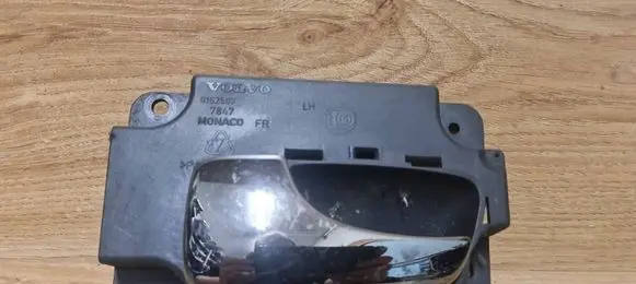 Volvo S70 V70 V70 XC Front door interior handle 9152497
