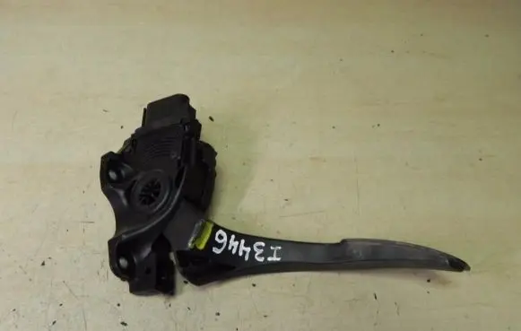 Ford Mondeo MK IV Accelerator throttle pedal 6G929F836SC I3446