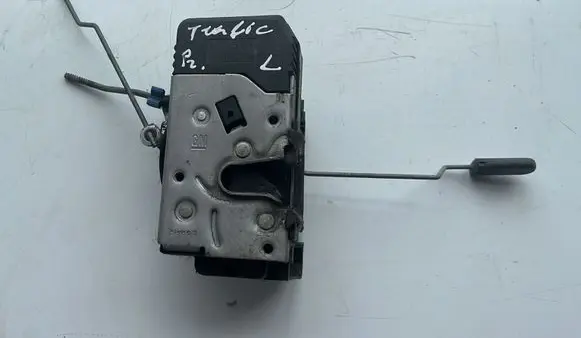 Renault Trafic II (X83) Front door lock 8200008247 91166228