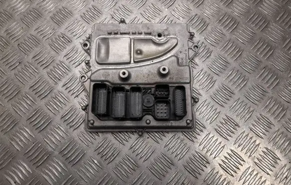 BMW 4 F32 F33 Engine control unit/module 8662625