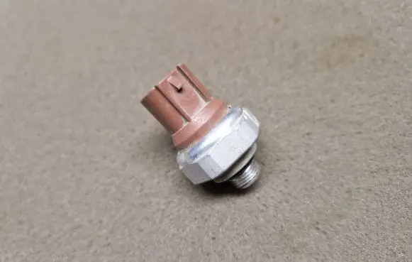 Fiat Fullback Air conditioning (A/C) pressure sensor 