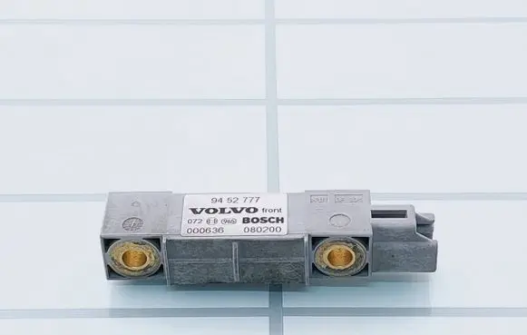 Volvo V70 Airbag deployment crash/impact sensor 9452777