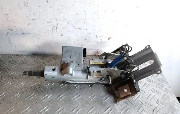 Toyota RAV 4 (XA40) Steering wheel axle