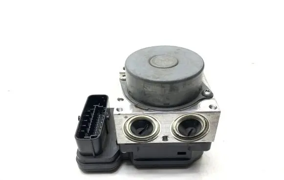 Toyota Prius (XW50) ABS Pump 4451047070 11304041030