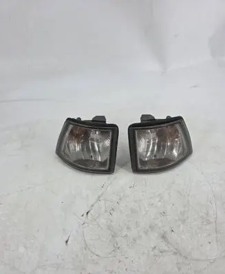BMW 7 E32 Front indicator light