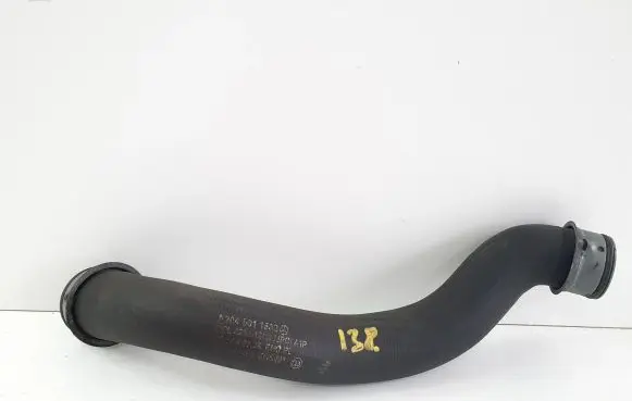 Mercedes-Benz E W212 Engine coolant pipe/hose A2045011582