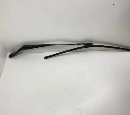 Volvo S80 Windshield/front glass wiper blade 30796019