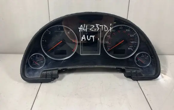 Audi A4 S4 B7 8E 8H Speedometer (instrument cluster) 8E0920950F