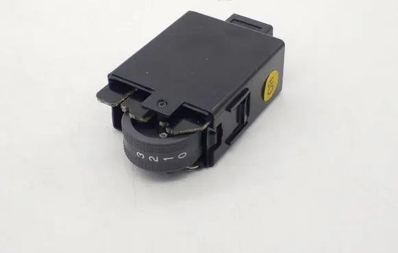 KIA Rio Headlight level height control switch 211000245 751U00080