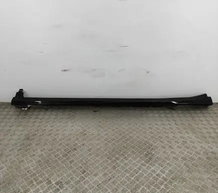 BMW iX Sill 5A3F261