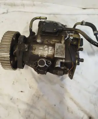 Audi A4 S4 B5 8D Fuel injection high pressure pump 0460404994 028130109H
