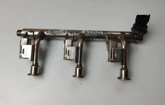 Ford Fiesta Fuel main line pipe 0261555239