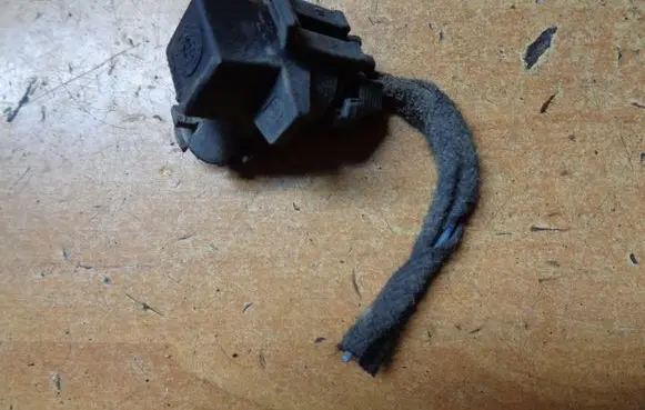 Opel Astra H Outside/exterior temperature sensor 09152245