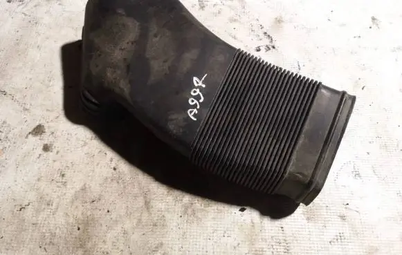 Audi A4 S4 B5 8D Air intake hose/pipe 8d0129617