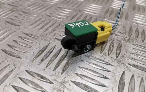 Volkswagen PASSAT B7 Airbag deployment crash/impact sensor 8K0973323S
