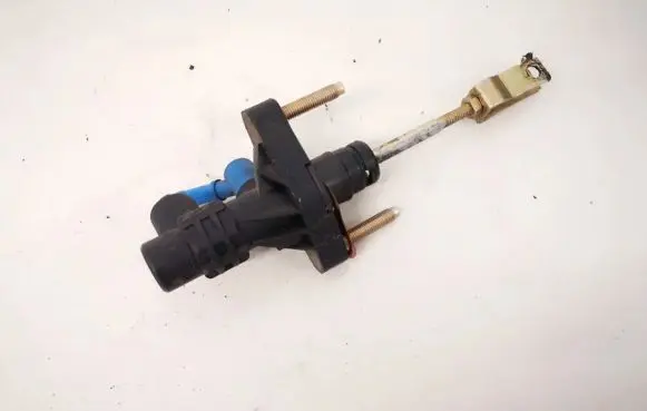 Toyota Avensis T250 Clutch master cylinder