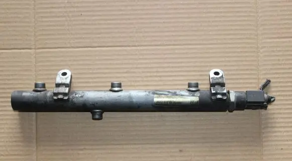 Mercedes-Benz ML W164 Fuel main line pipe A6420700695