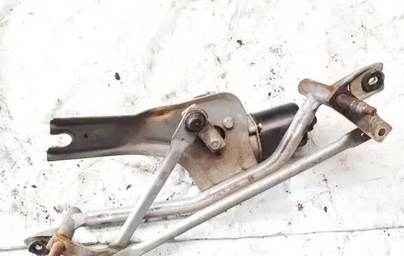 Fiat Punto (199) Front wiper linkage and motor