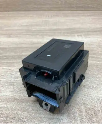 Volkswagen PASSAT B6 Ignition lock 3C0905843R Used