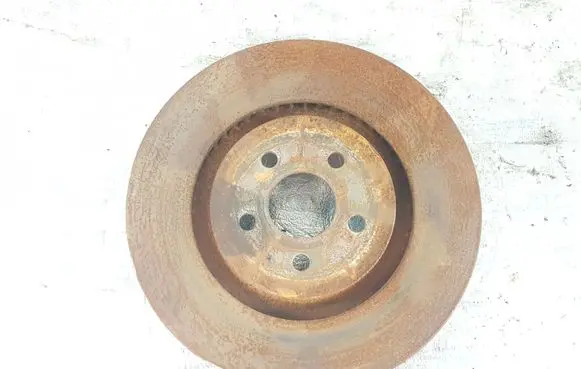 Ford Fusion II Front brake disc