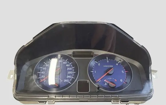 Volvo V50 Speedometer (instrument cluster) 30733372 36002772 69199760T