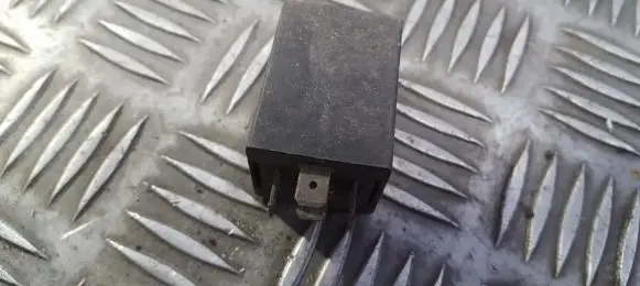 Renault Laguna I Other relay 2041002 73365