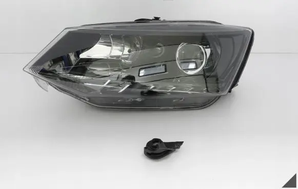 Skoda Fabia Mk3 (NJ) Headlight/headlamp