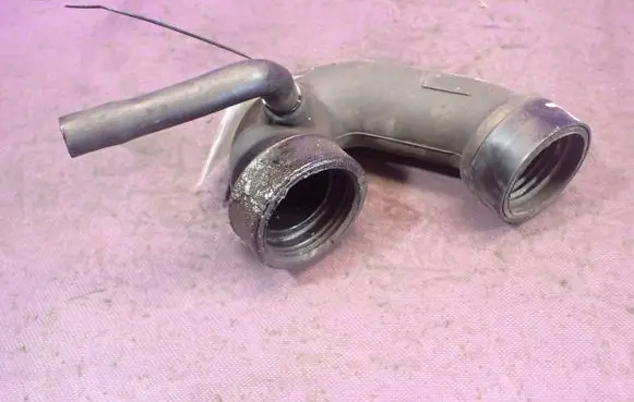Renault Kangoo I Air intake hose/pipe 7700109592