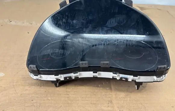 Hyundai i40 Speedometer (instrument cluster) 940213Z530 11003076810H