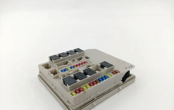 Renault Modus Fuse module 233293D