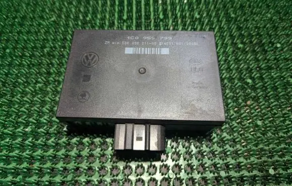 Volkswagen Bora Comfort/convenience module 1C0959799