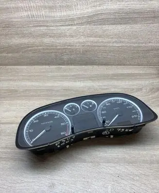 Peugeot 307 Speedometer (instrument cluster) 9636708880E