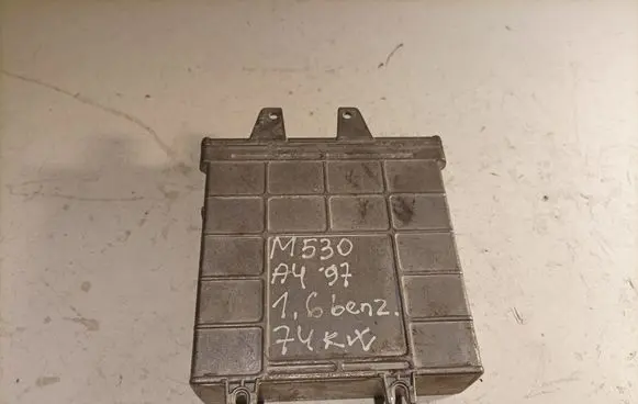 Audi A4 S4 B5 8D Engine control unit/module 0261203554555 8D0907557B