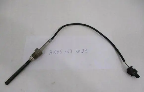 Mercedes-Benz E W211 Exhaust gas temperature sensor A0051534028