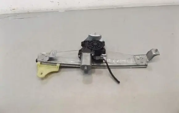 Renault Captur Rear window lifting mechanism without motor