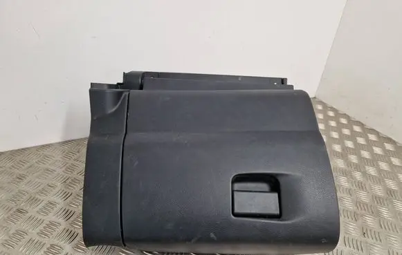 Nissan Juke II F16 Glove box 685206PE0A 685S16PE0A