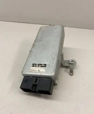 Nissan Juke I F15 Fuel injection pump control unit/module 170011KA1A