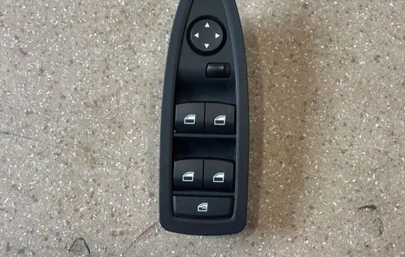 BMW X1 F48 F49 Electric window control switch 9297347