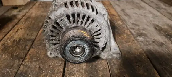 Volvo S40, V40 Generator/alternator 9472908