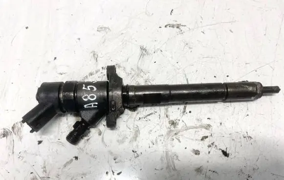 Volvo S60 Fuel injector