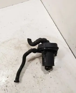 Volkswagen Golf V Secondary air pump 06A959253B 72273803 23806A13133